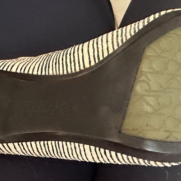 Calvin Klein Zebra Mules size 8 - Picture 4 of 4